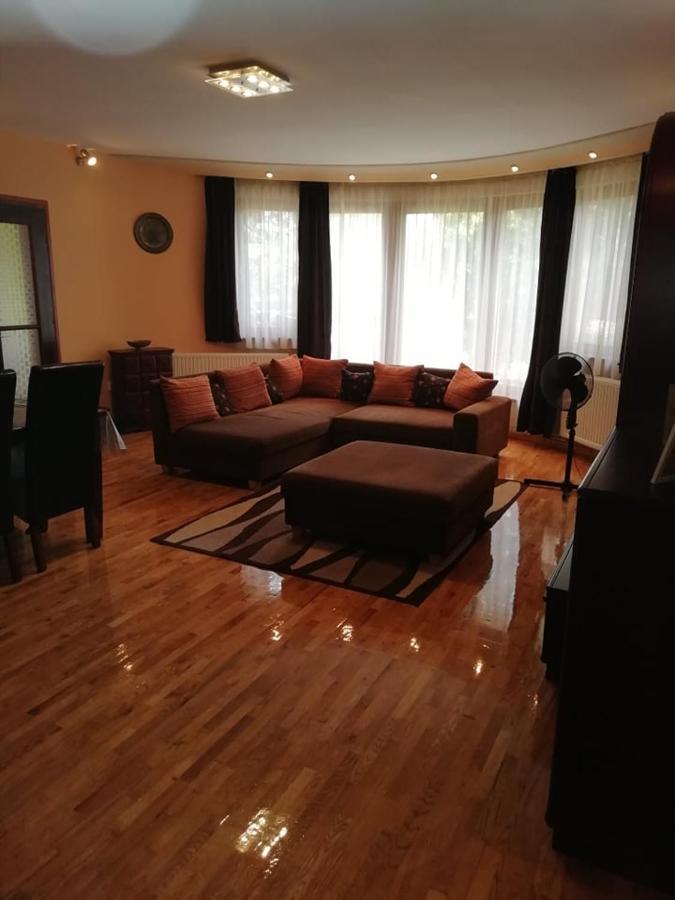 Sunfish Apartman Balatonszarszo Exterior foto